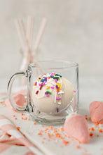 Charger l'image dans la galerie, Pink Hot Chocolate Bomb DIY Kit