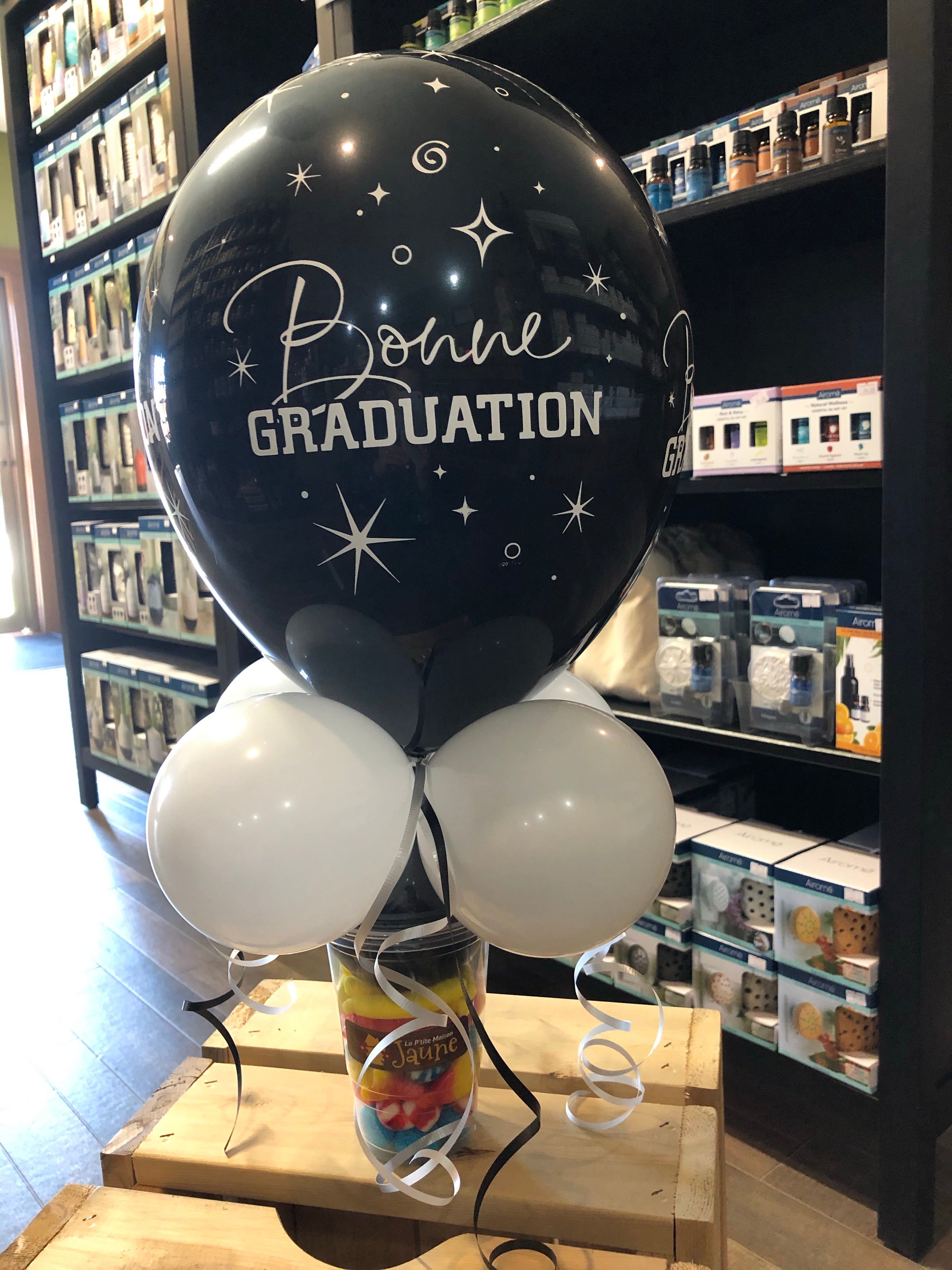 Arrangement de ballons avec bonbons Graduation – La P'tite Maison Jaune